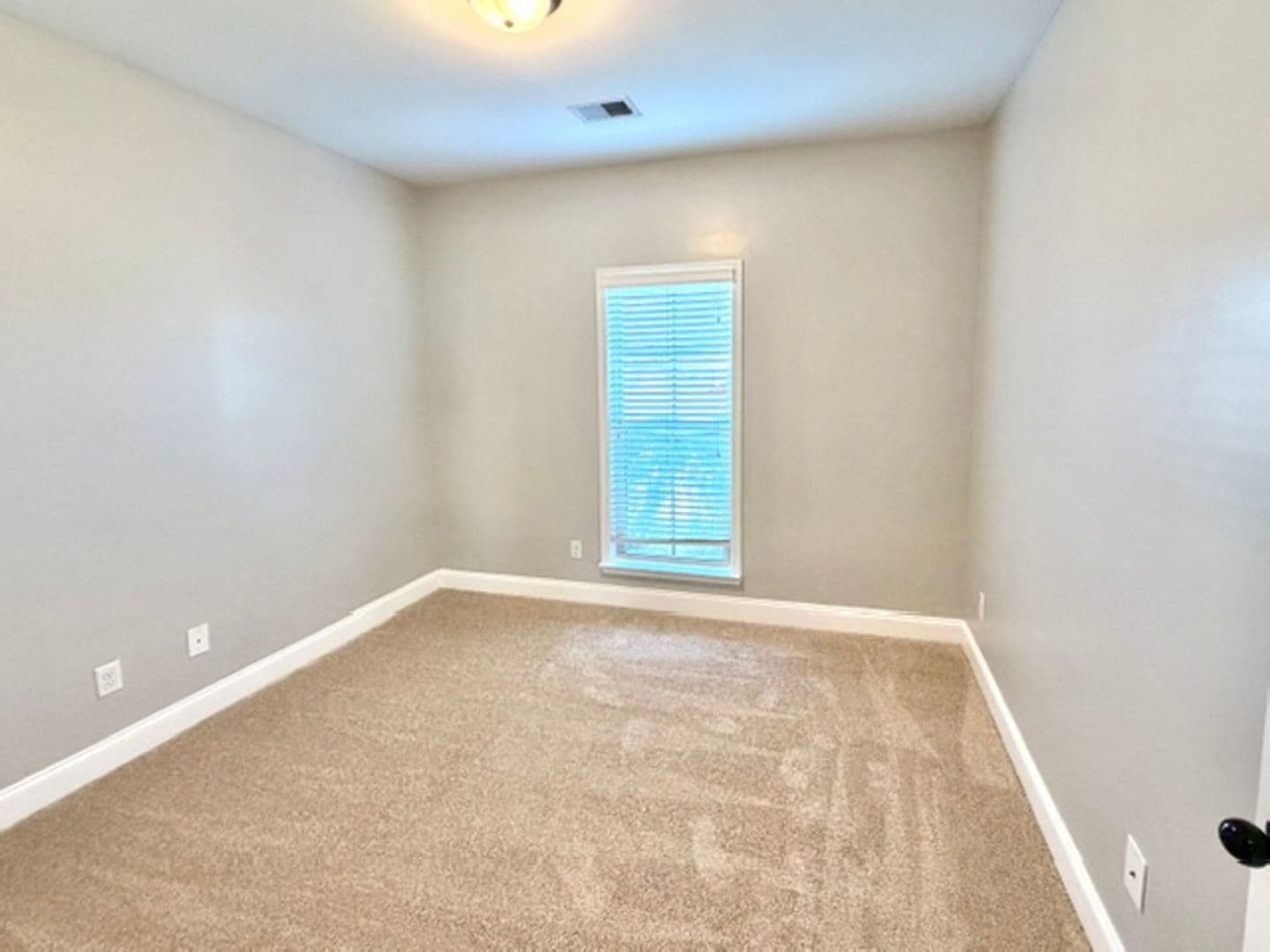 Southaven Apartment: 807 Magnolia Lane