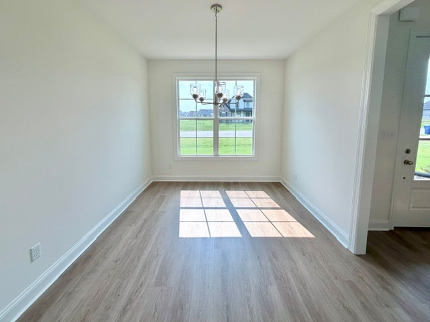 Olive Branch House: 7422 Newbury Dr