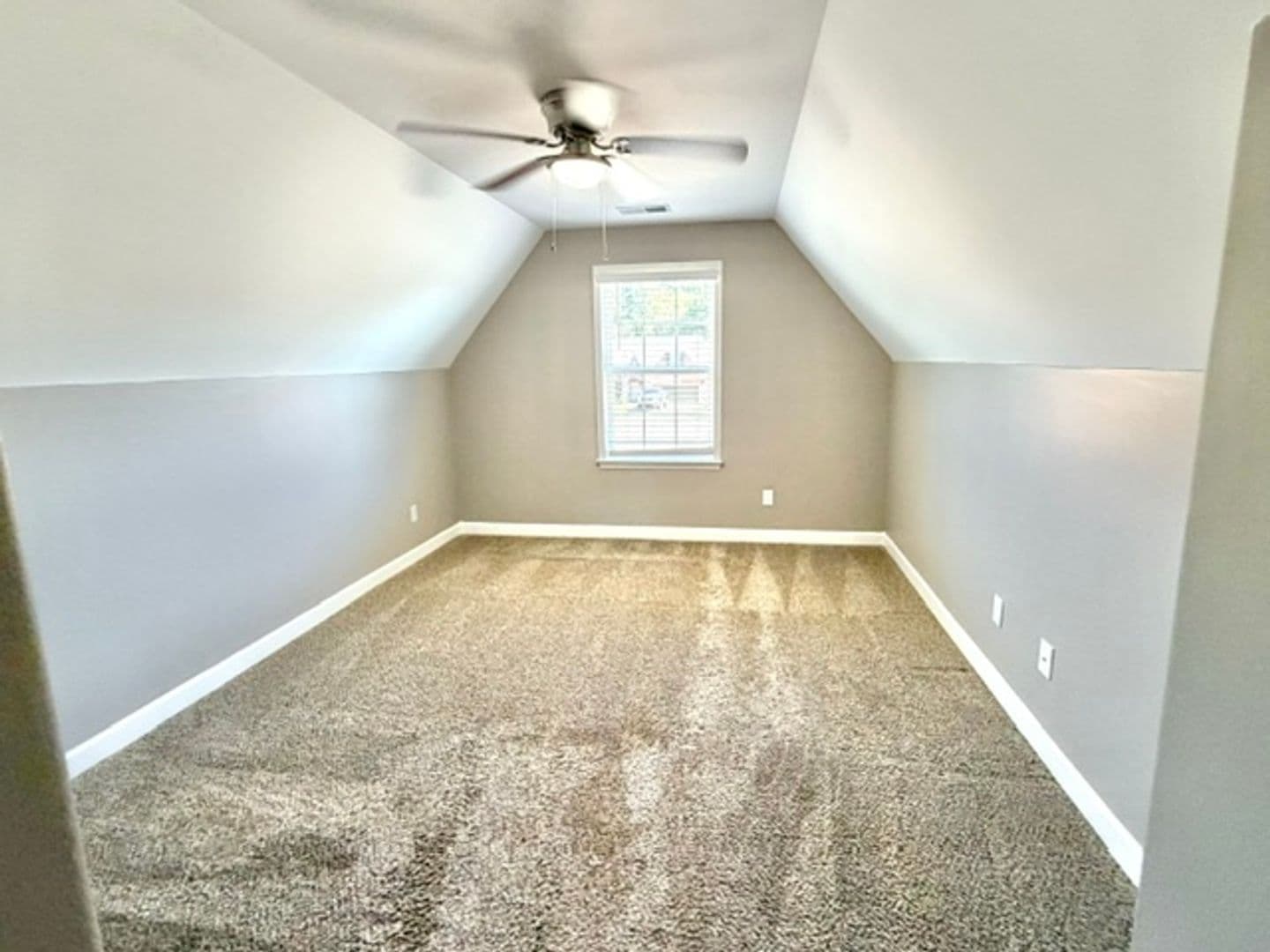 Byhalia Apartment: 45 Winston Cove North