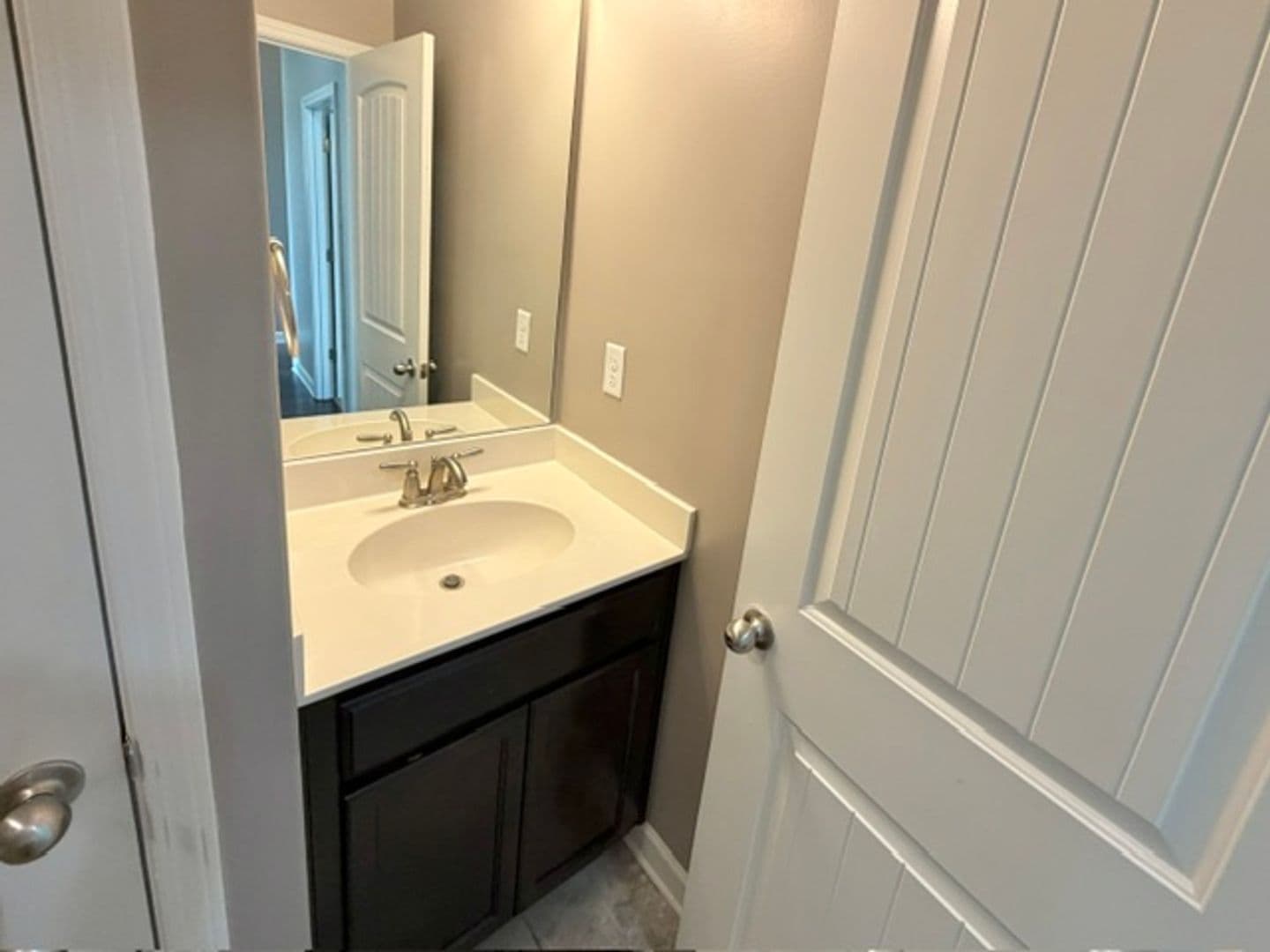Olive Branch Apartment: 8602 Tanasi Cove