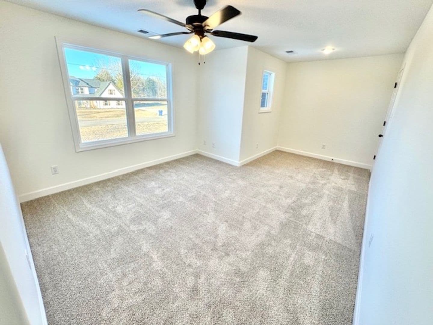 Byhalia Apartment: 551 Centerline Roper Loop
