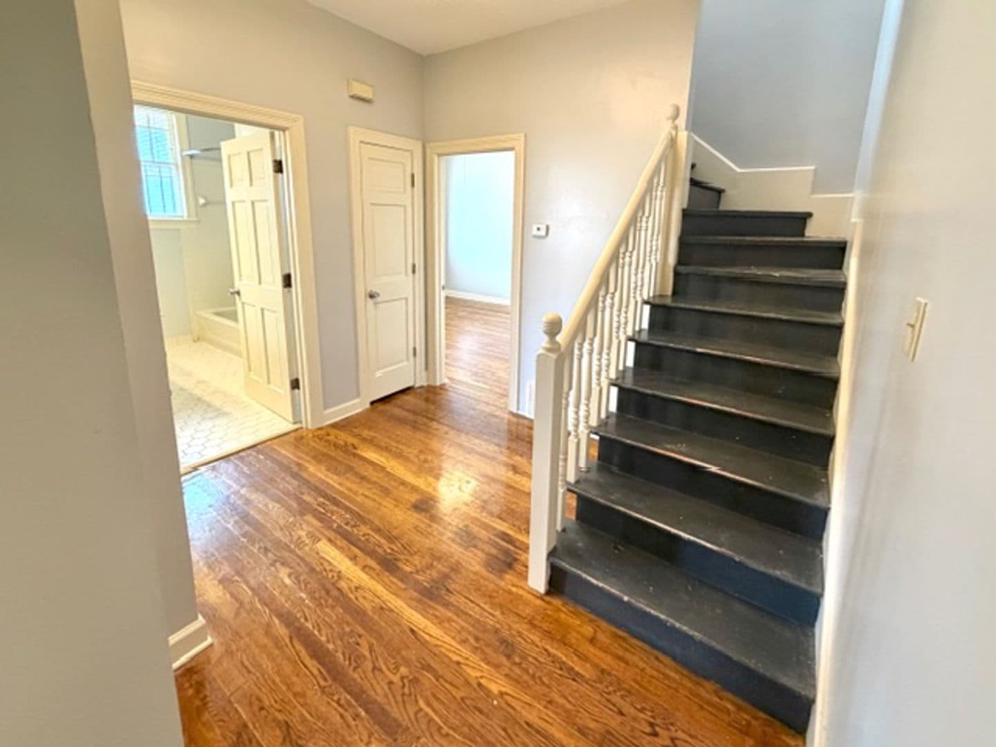 Memphis Apartment: 2532 Sam Cooper