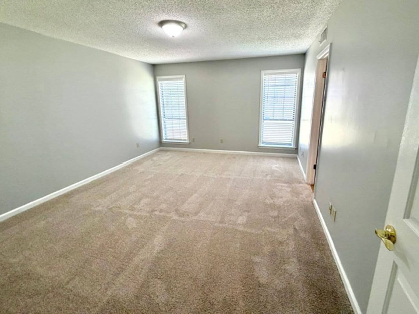 Memphis Apartment: 4300 Crimson Leaf Cv