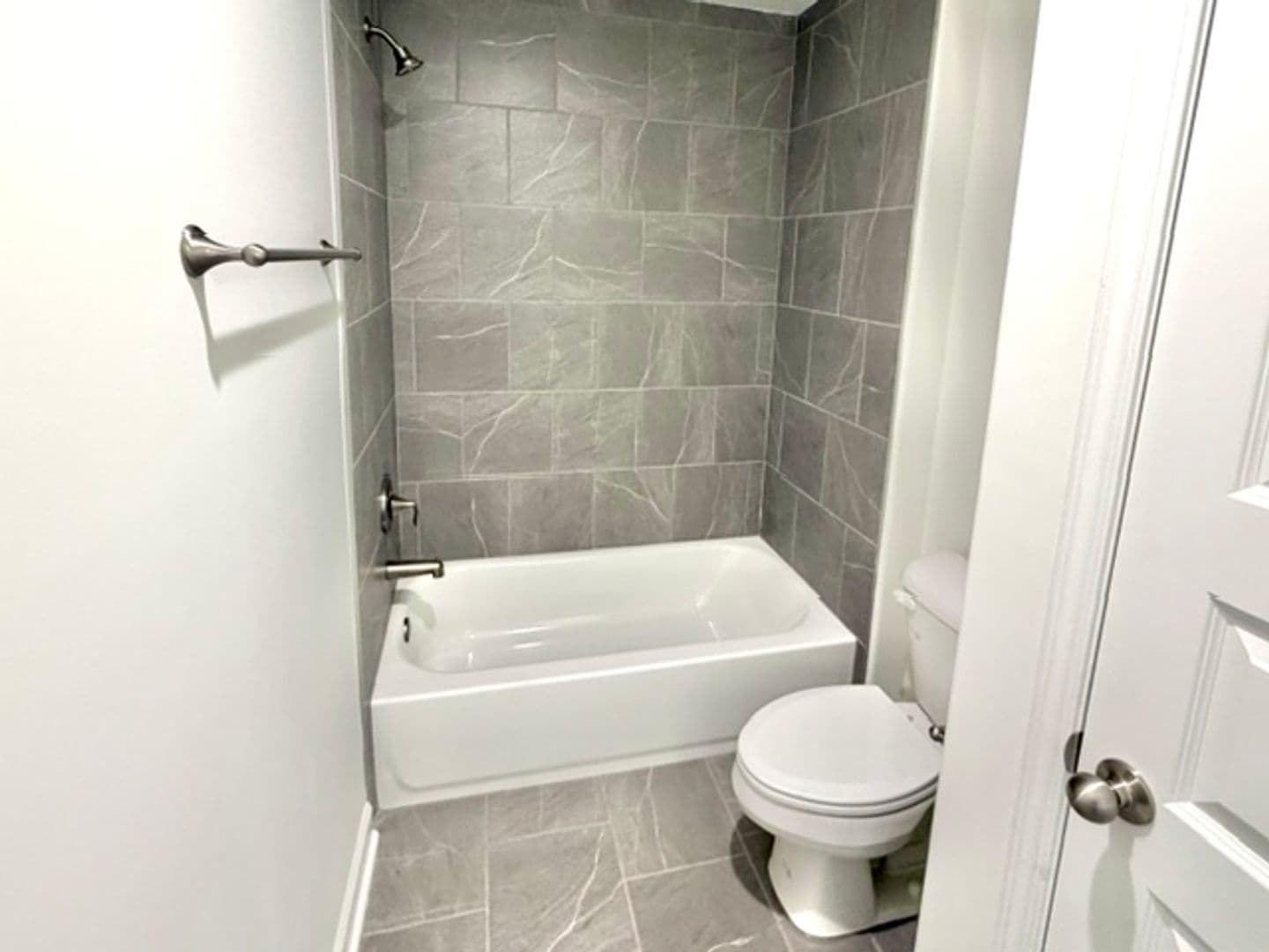 Somerville Apartment: 145 Summer Rose Ln