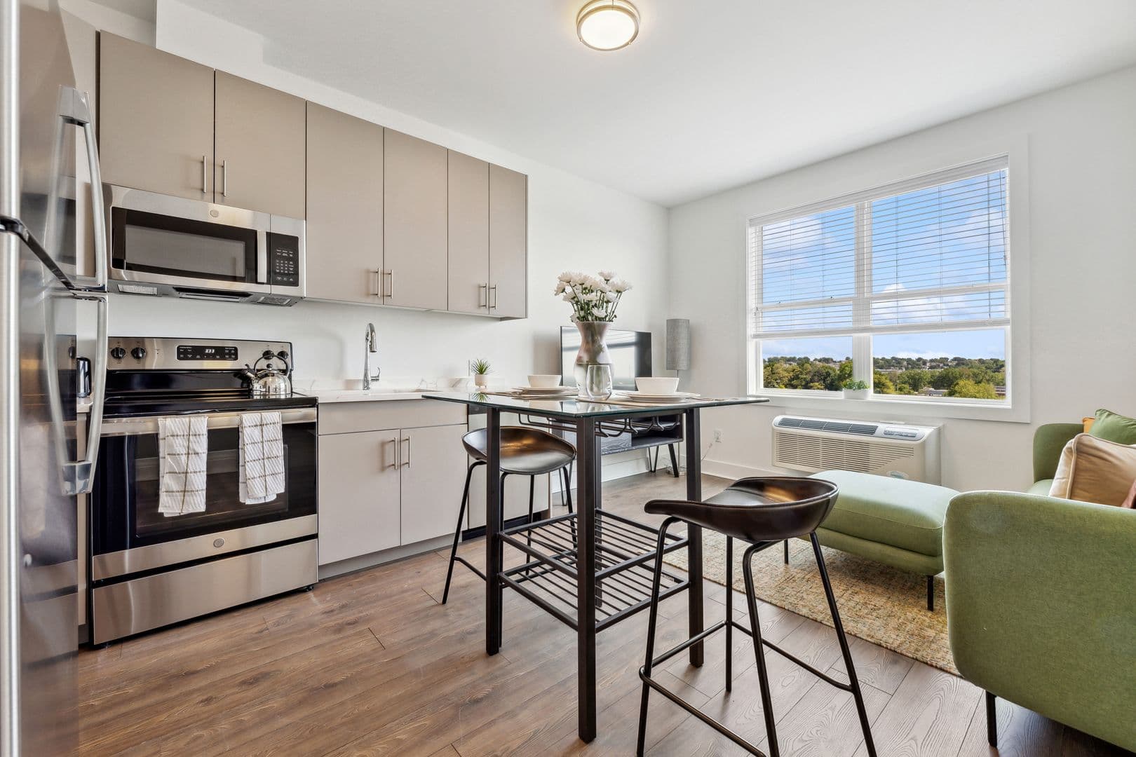 Garfield Apartment: 99 Passaic Street