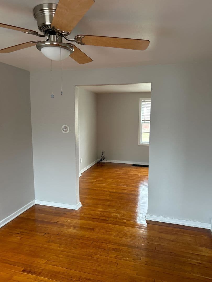 Syracuse Apartment: 300 Mains Ave