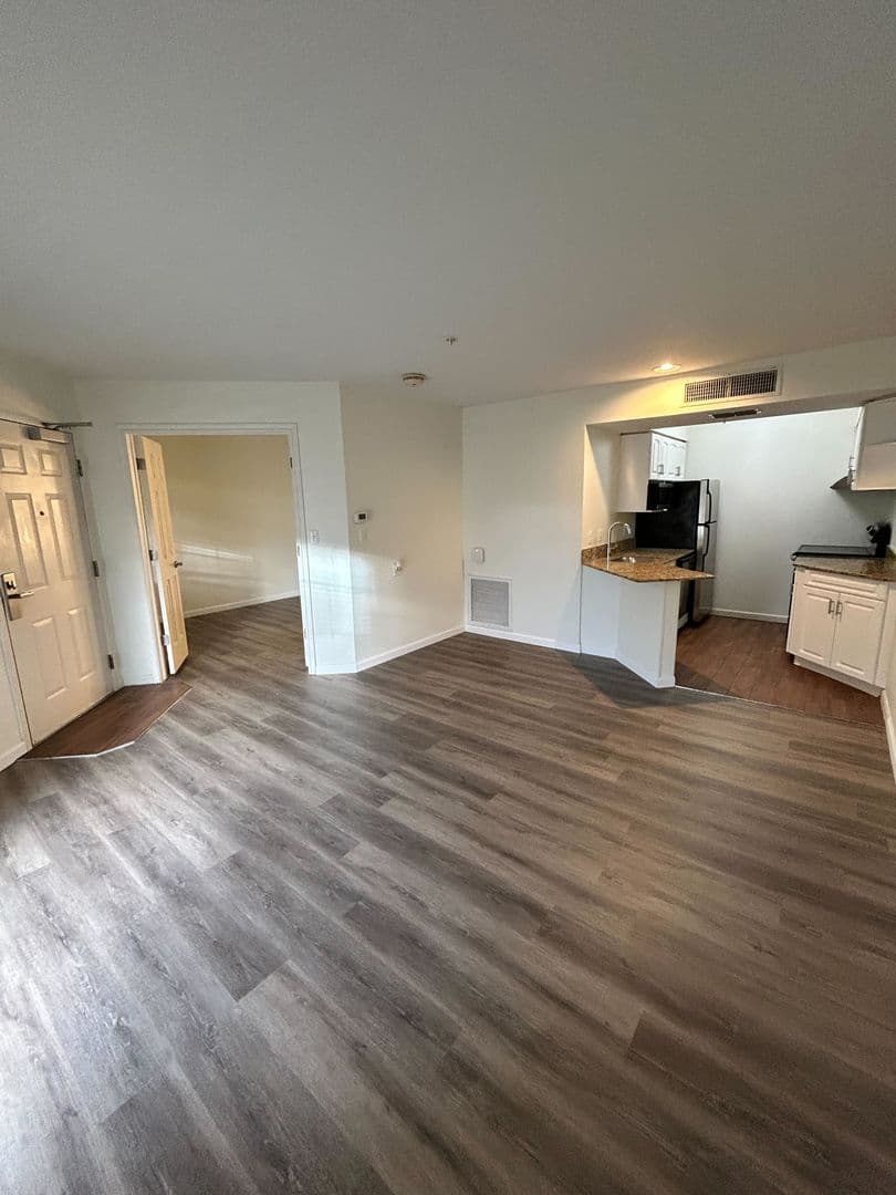 Bridgewater Apartment: 530 US-22