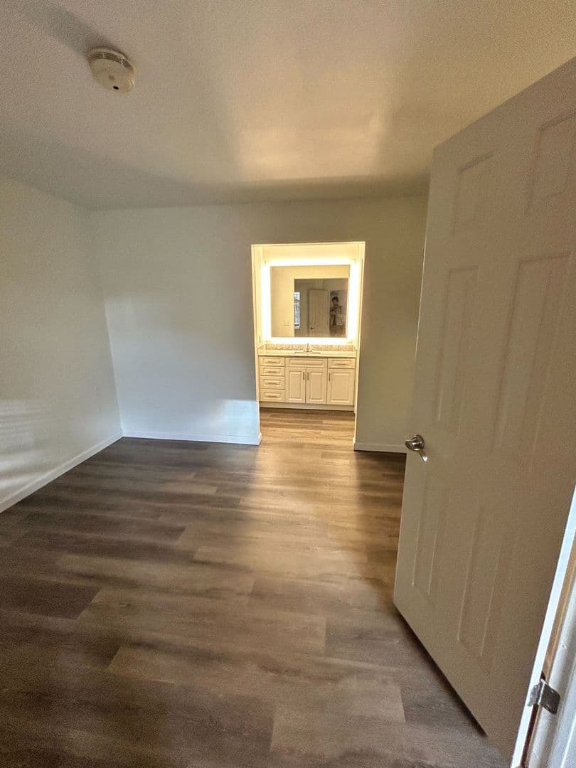 Bridgewater Apartment: 530 US-22