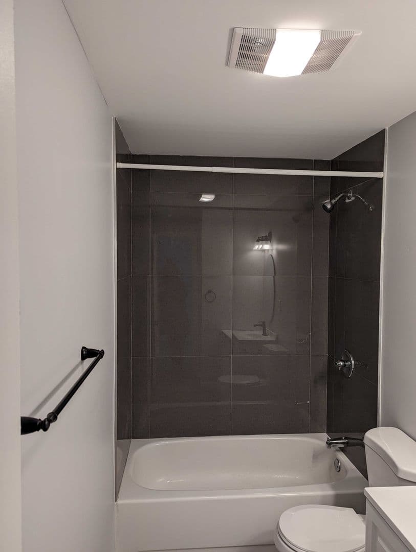 Syracuse Apartment: 205A Hawley Avenue