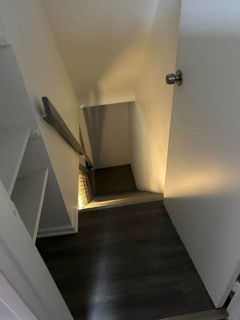 Syracuse Apartment: 300 Mains Ave