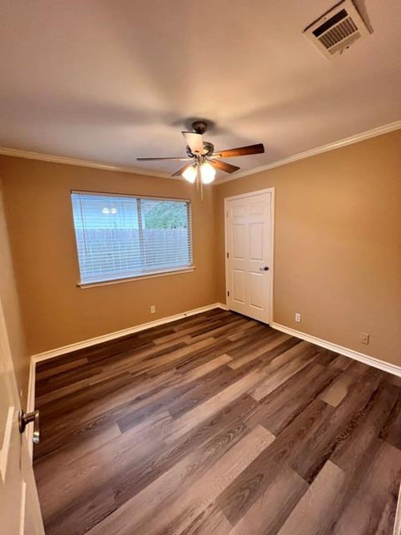 Austin House: 13330 Water Oak Lane, Unit A