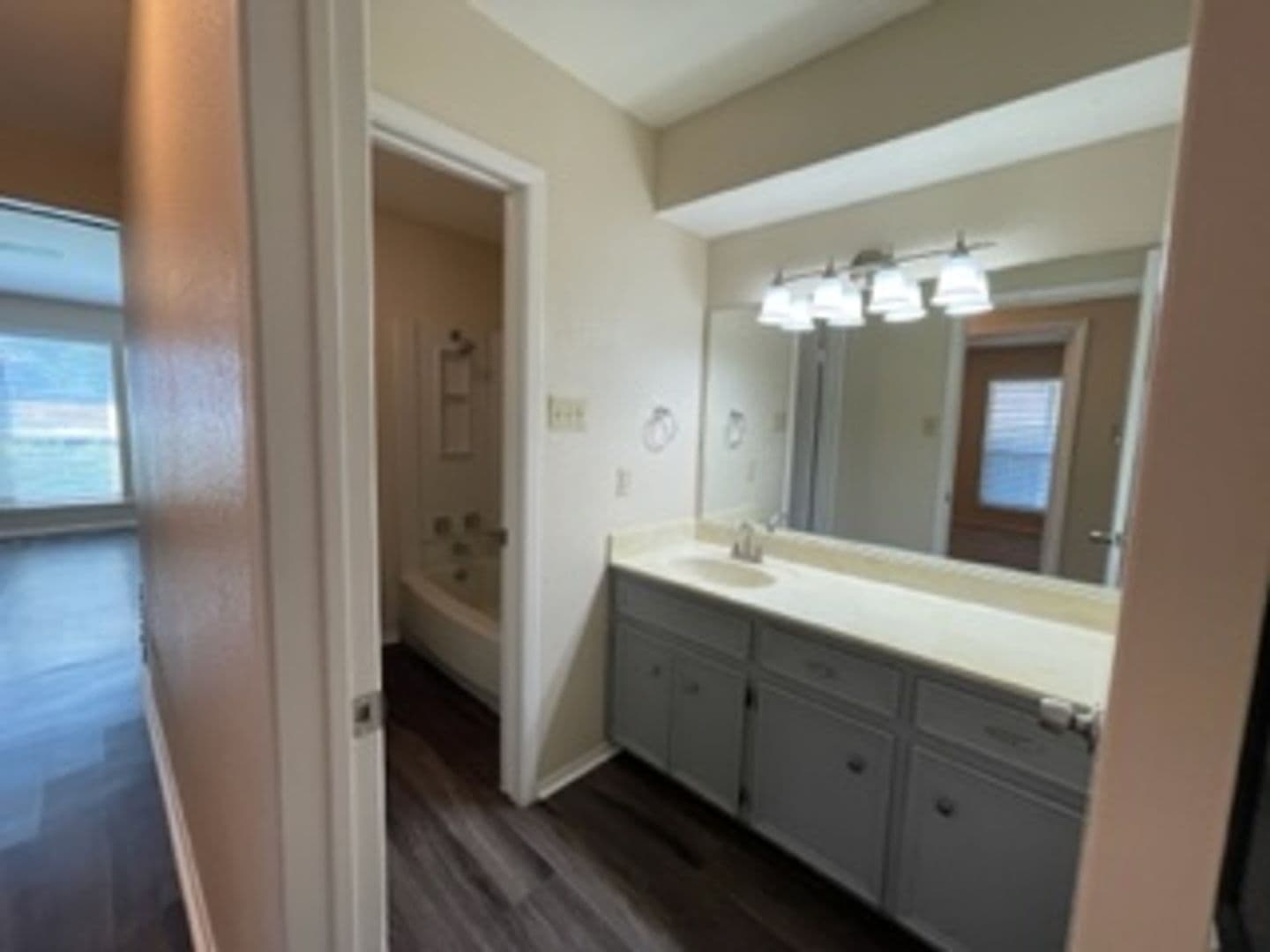 Round Rock House: 606-B Country Aire