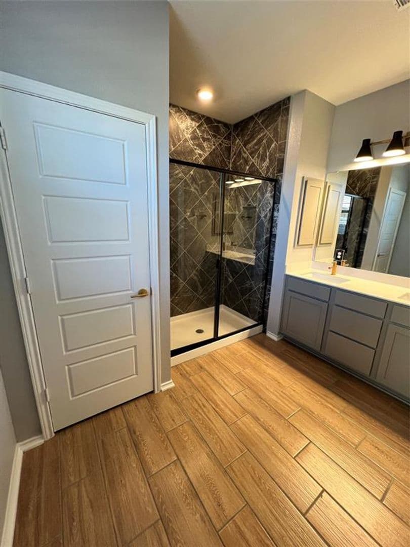 Del Valle House: 6516 Carriage Pines Drive