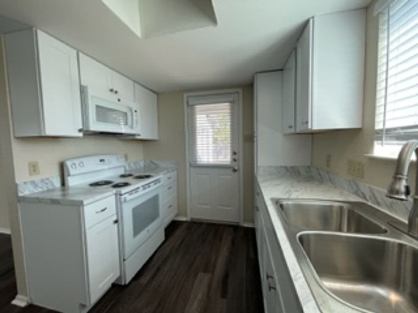 Round Rock House: 606-B Country Aire