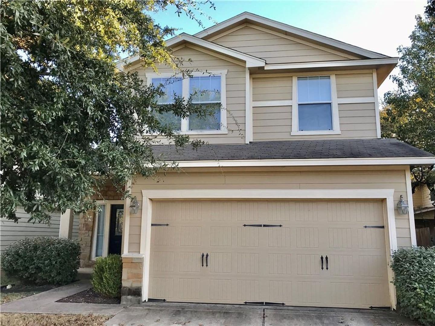 Austin House: 13609 Pine Warbler Drive