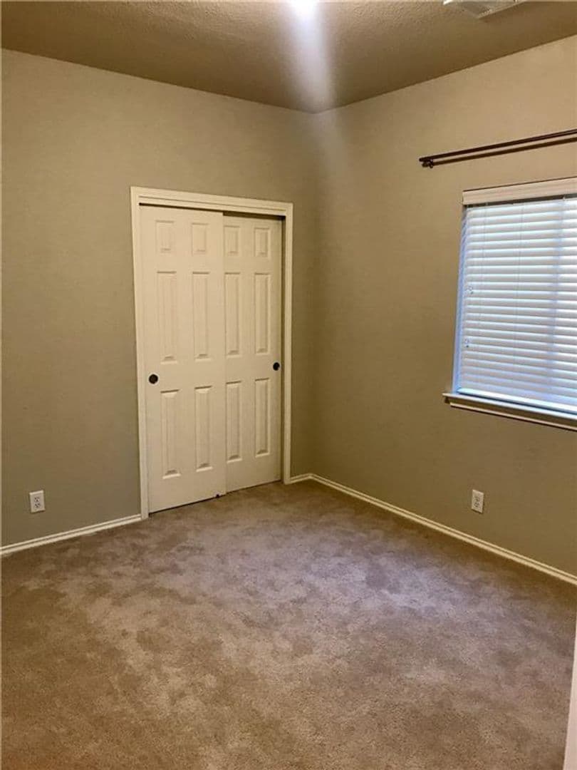 Austin House: 13609 Pine Warbler Drive