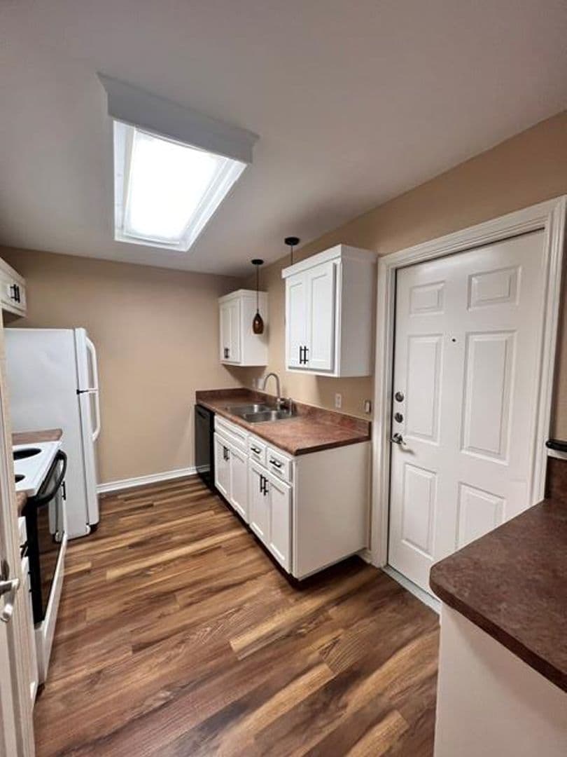Austin House: 13330 Water Oak Lane, Unit A