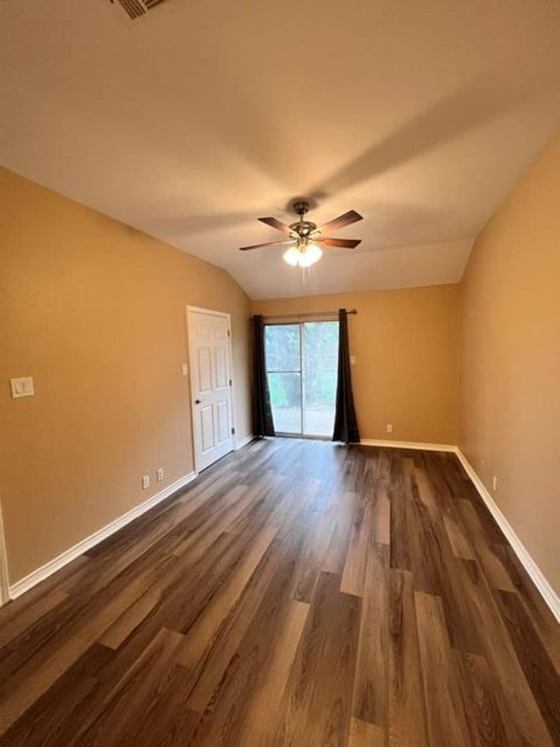 Austin House: 13330 Water Oak Lane, Unit A