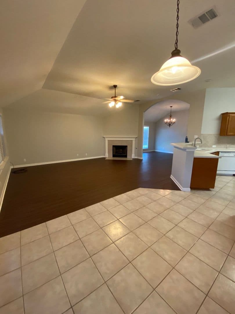 Pflugerville House: 617 Kingston Lacy Blvd.