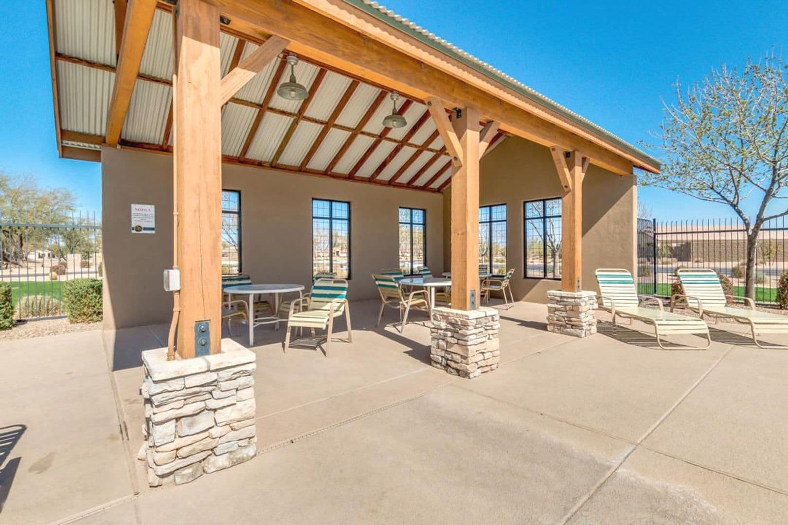 SAN TAN VALLEY House: 30469 N PLANTATION DR