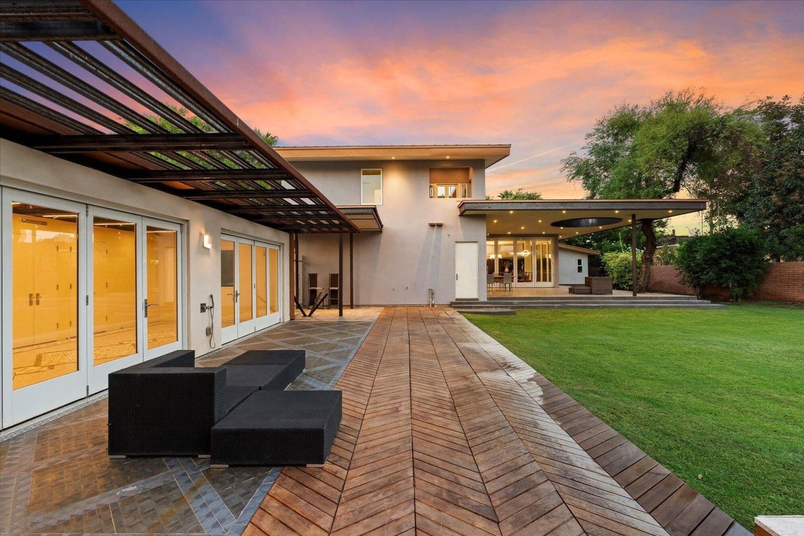 PHOENIX House: 341 E MONTE VISTA RD