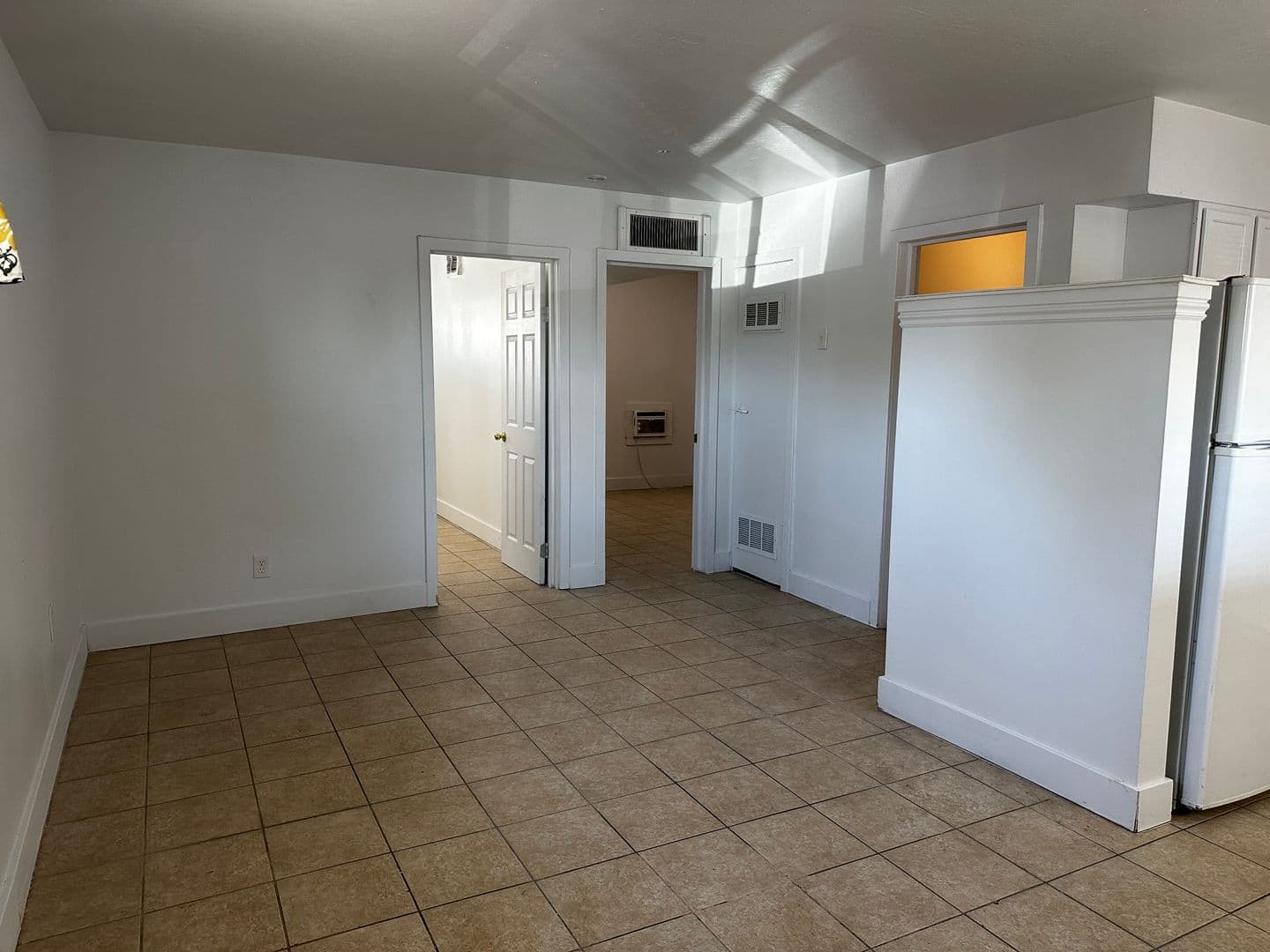 EL MIRAGE Apartment: 13913 N PALM ST #11
