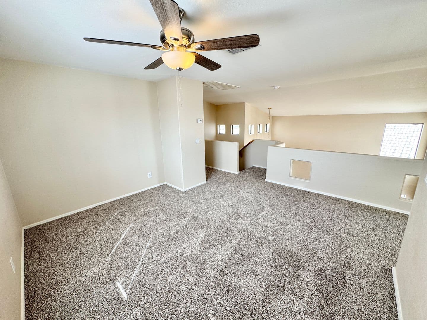 AVONDALE House: 1941 N 107TH DR