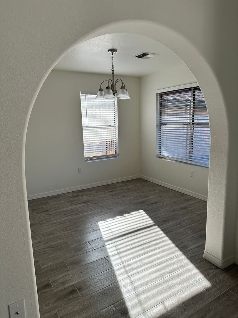 CHANDLER House: 1430 W CAMINO CT