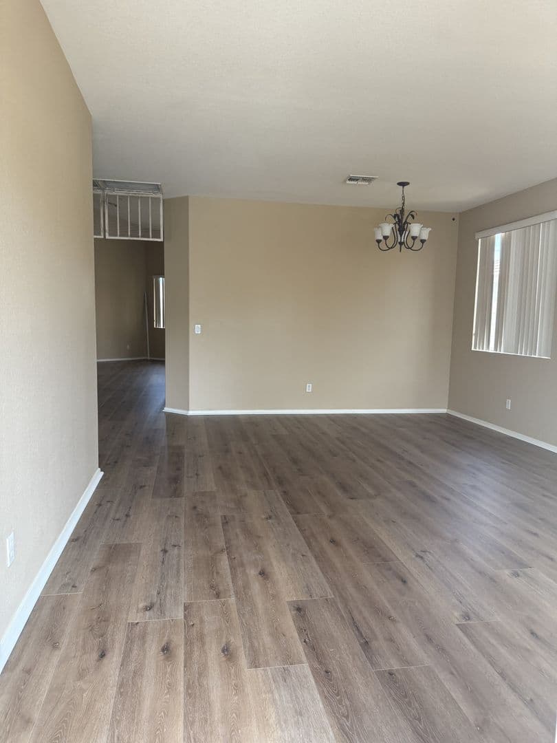 MESA House: 10316 E JAN AVE