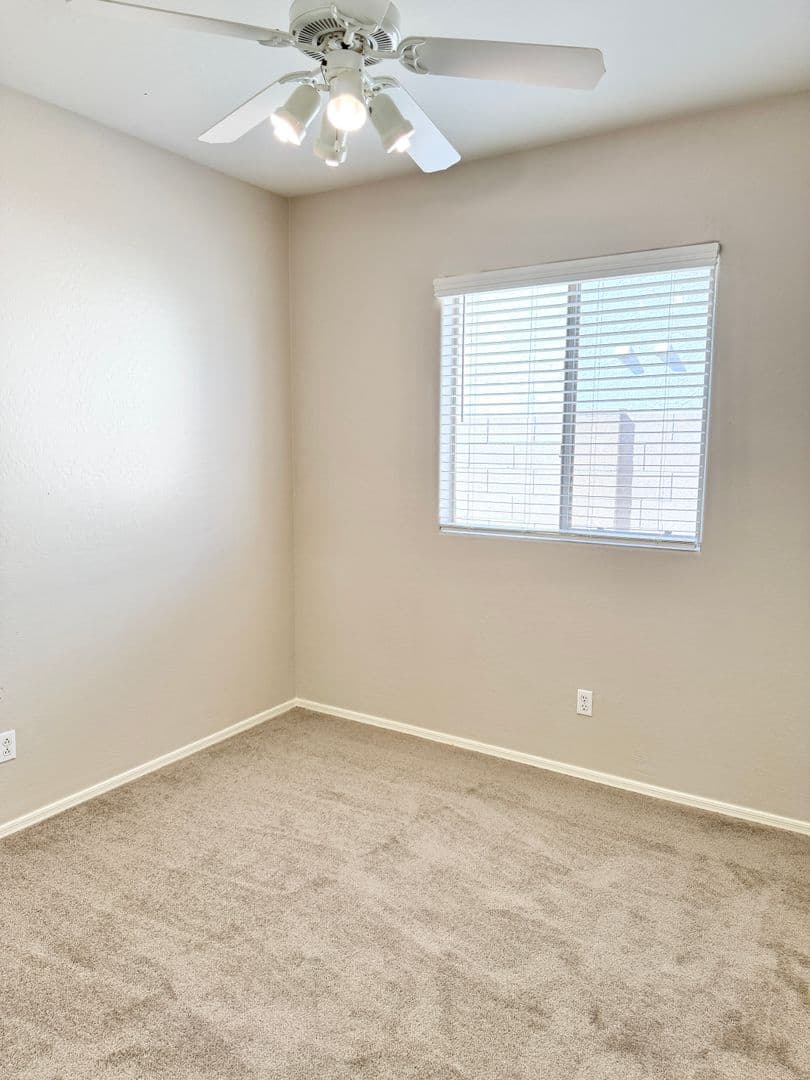 SURPRISE House: 17014 W BRIDLINGTON LN