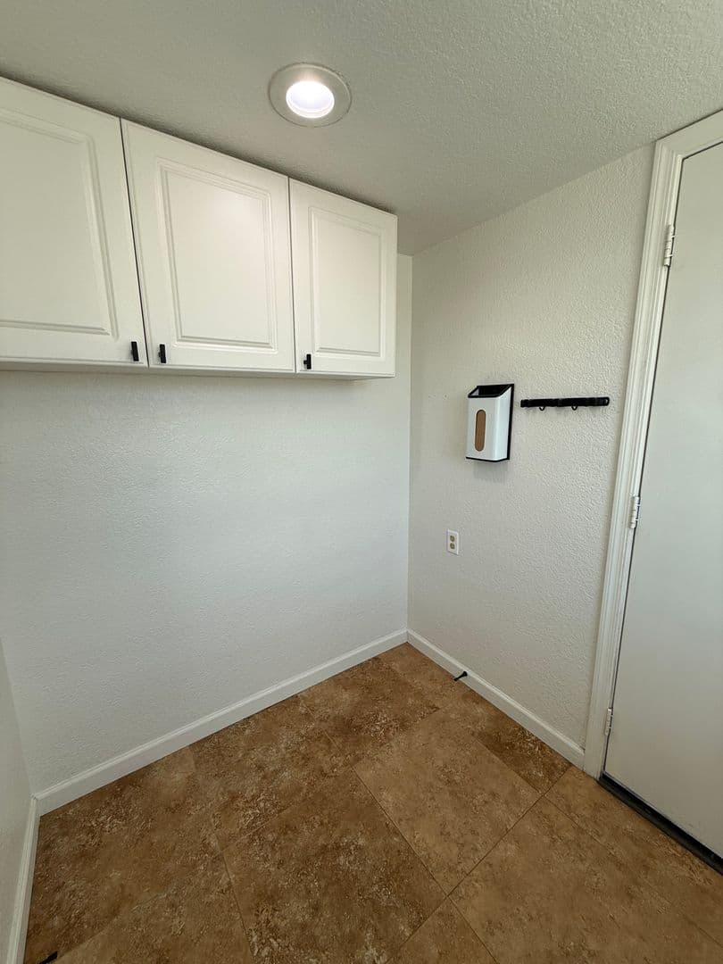GLENDALE House: 4528 W KRISTAL WAY