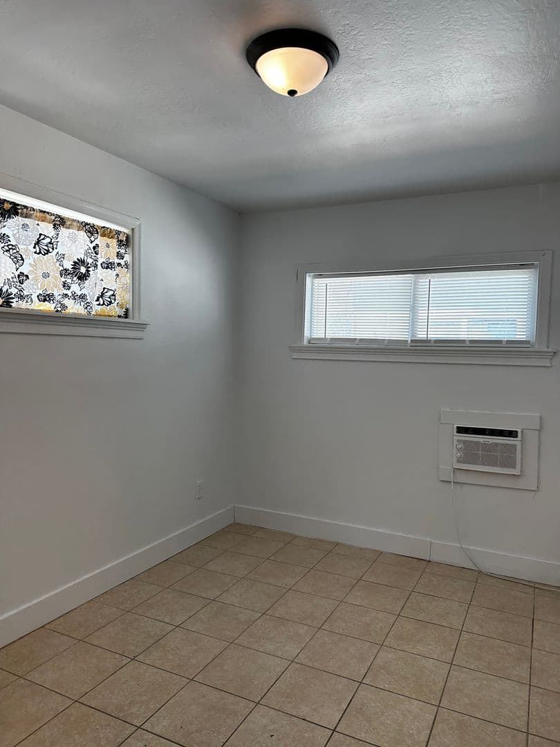 EL MIRAGE Apartment: 13913 N PALM ST #11
