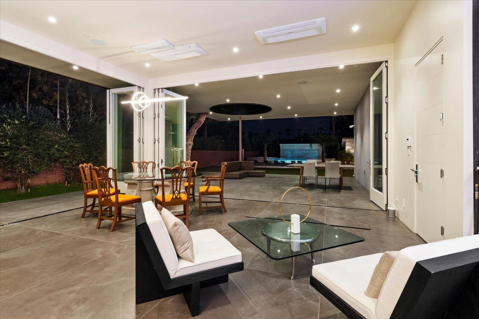 PHOENIX House: 341 E MONTE VISTA RD