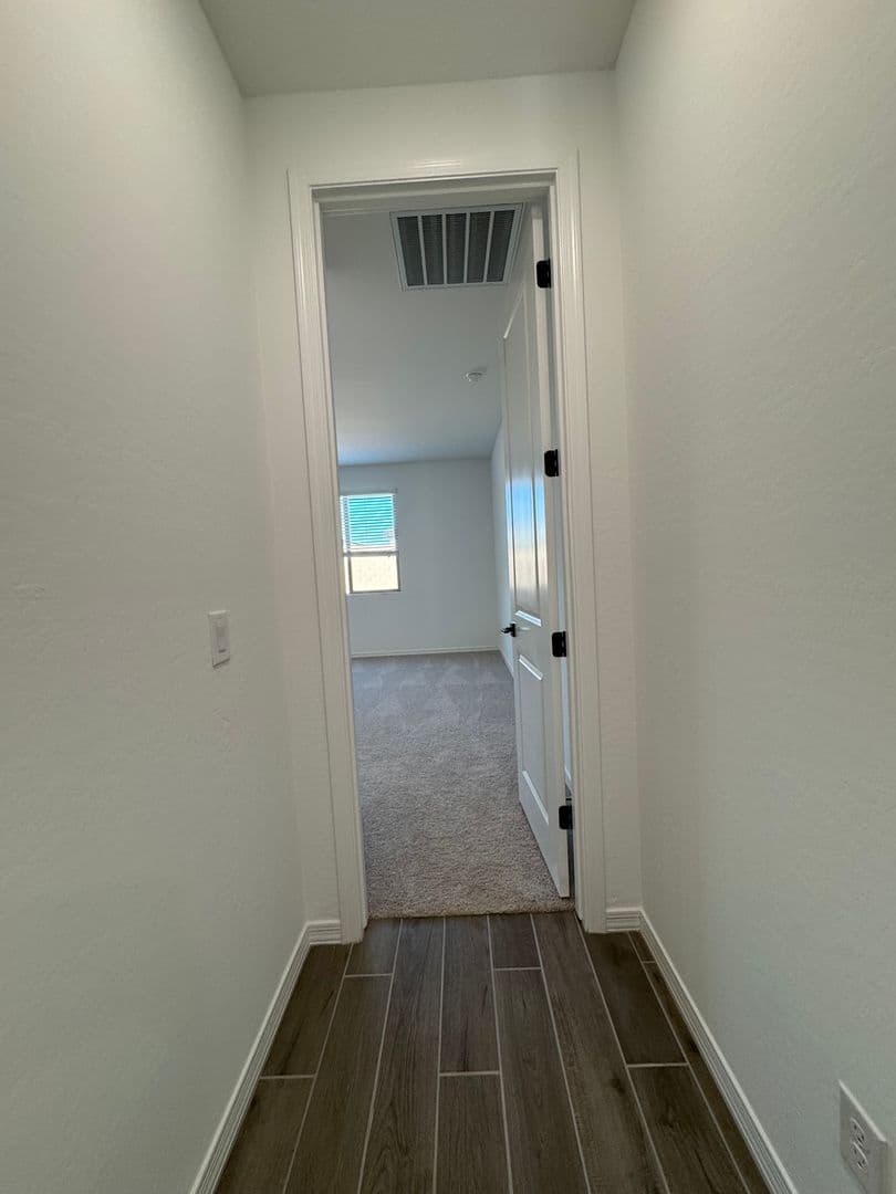PEORIA House: 7606 W SMOKETREE DR
