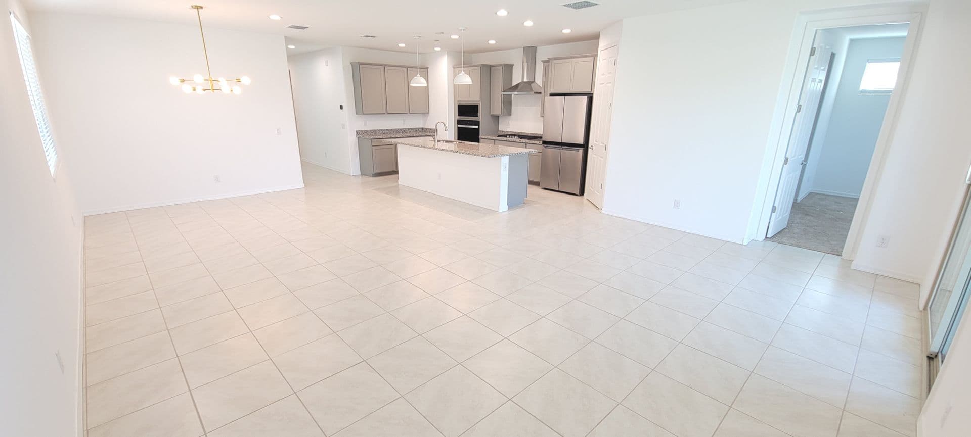 PEORIA House: 13573 W SHIFTING SANDS DR