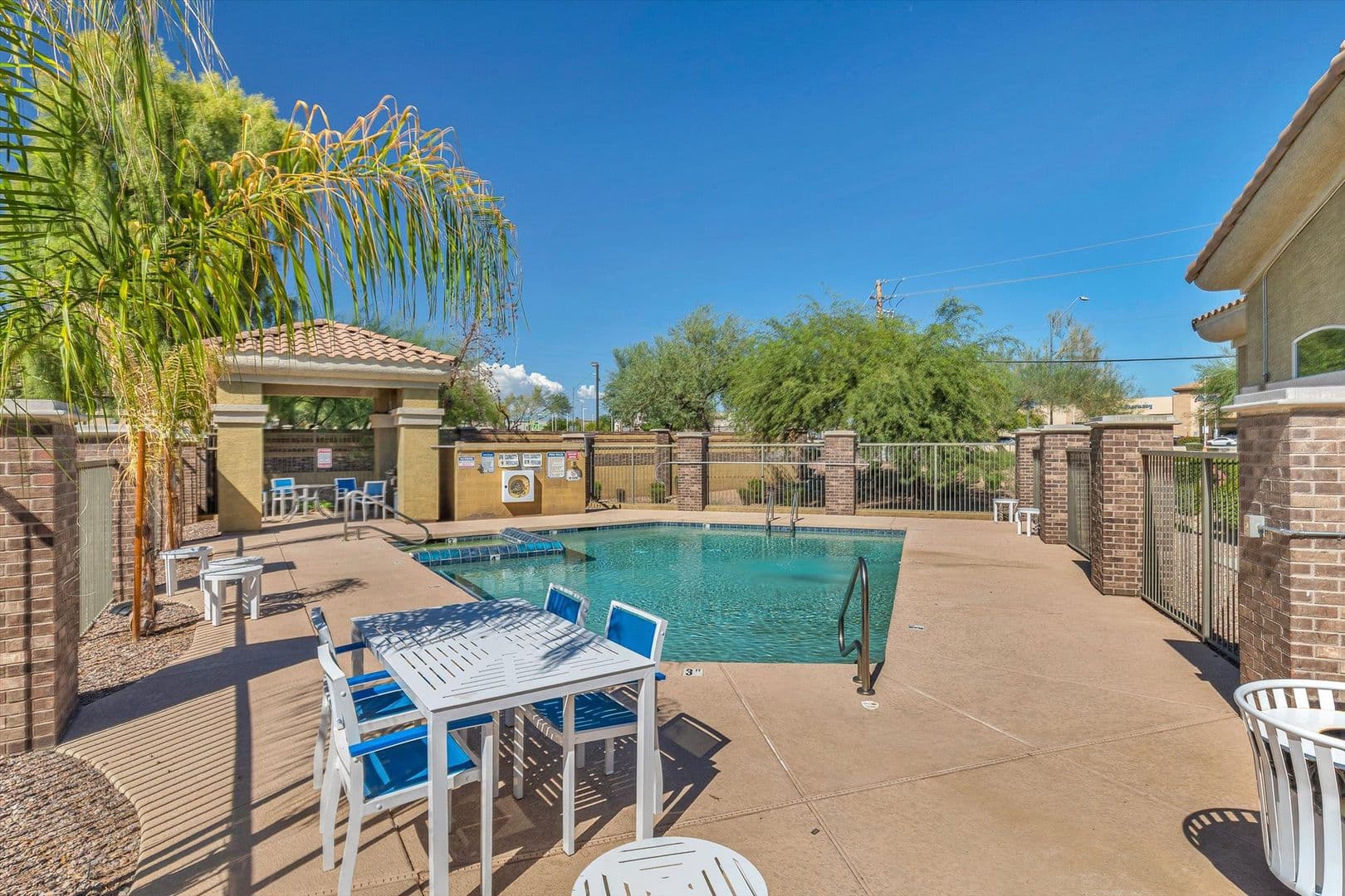 PHOENIX House: 18250 N CAVE CREEK RD #180