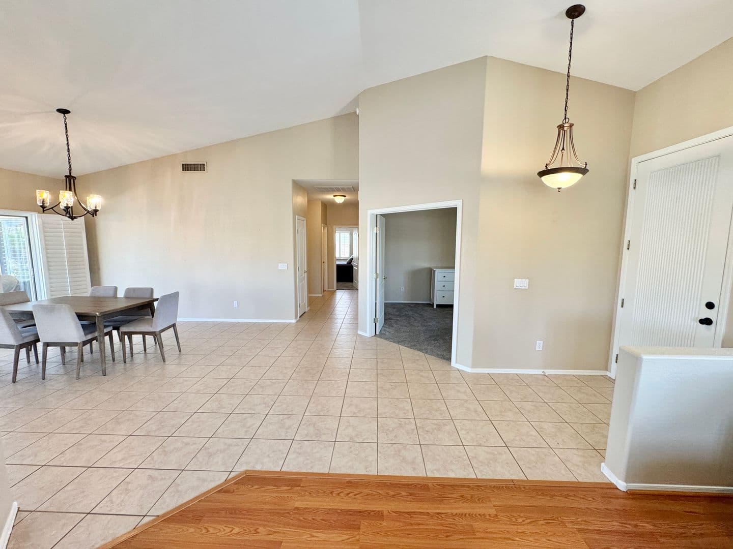 PEORIA House: 14971 N 88TH LN