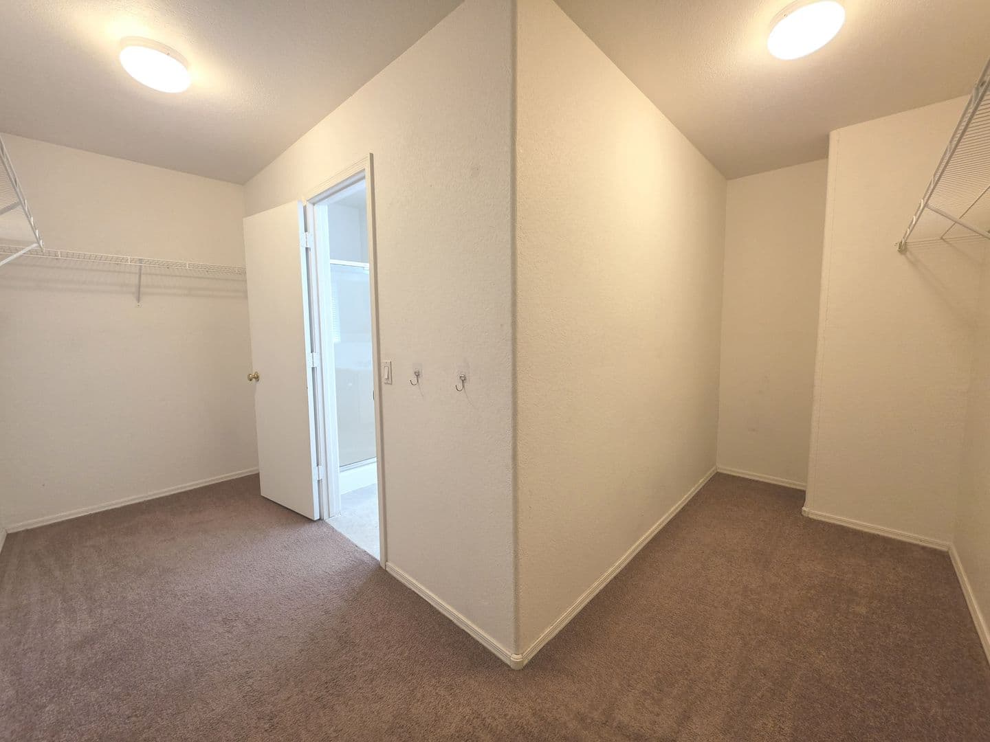 SAN TAN VALLEY House: 30469 N PLANTATION DR