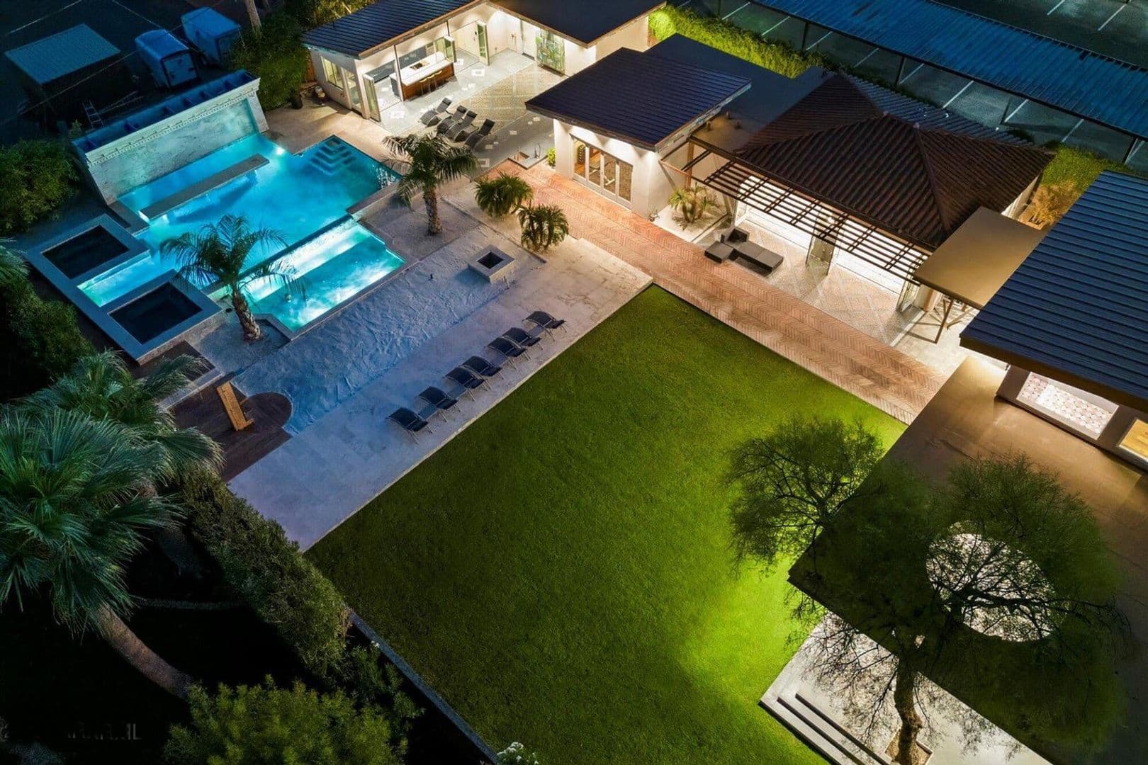 PHOENIX House: 341 E MONTE VISTA RD