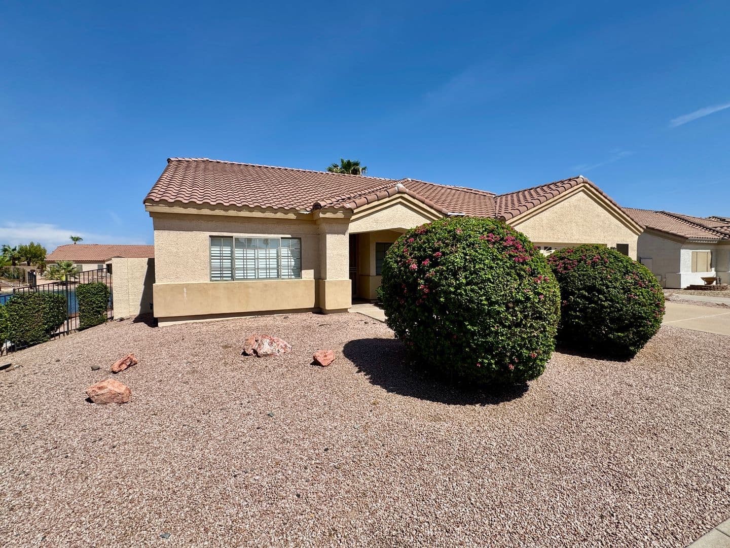 PEORIA House: 14971 N 88TH LN