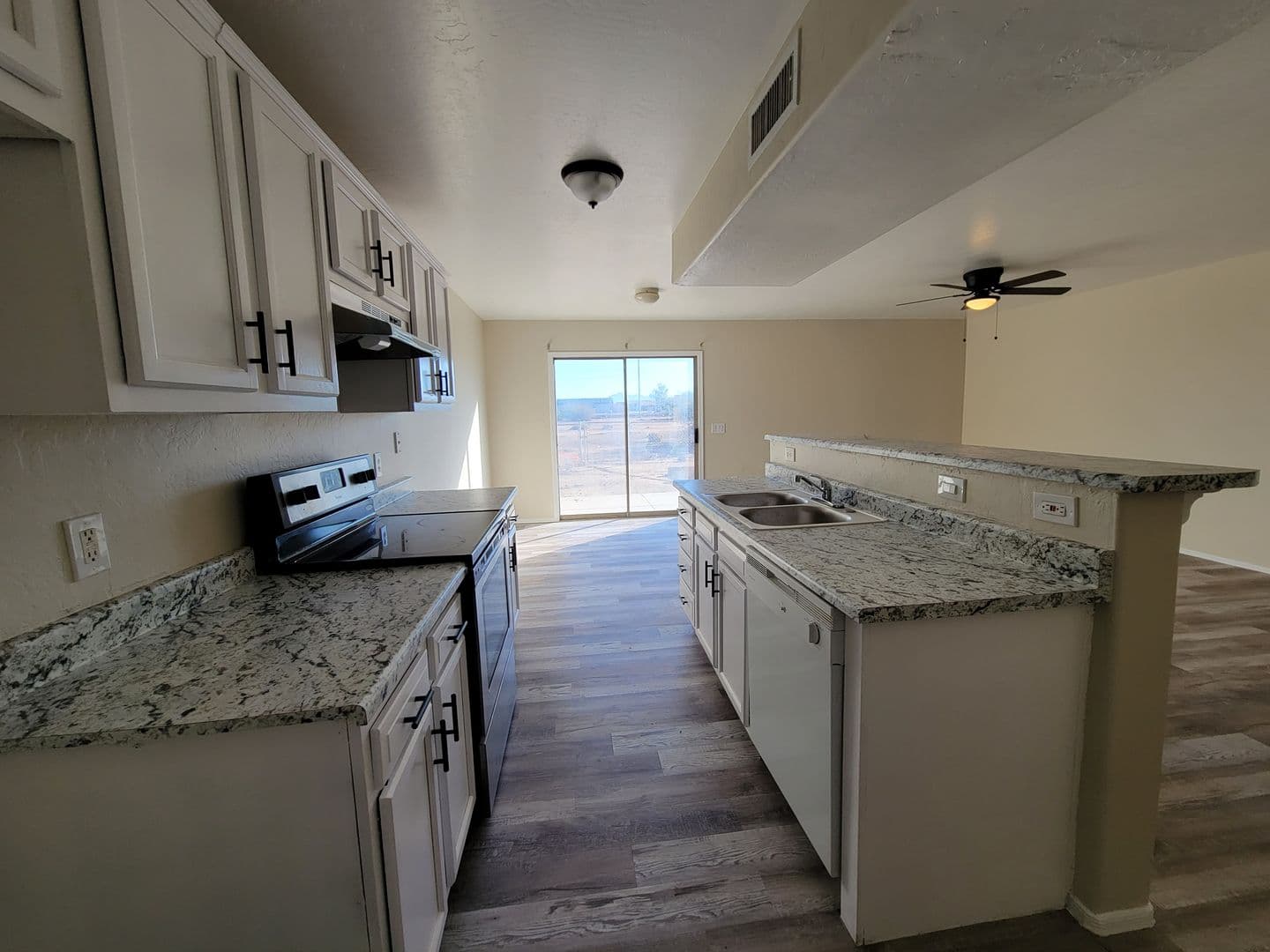 ARIZONA CITY House: 15147 S YAVA RD UNIT D