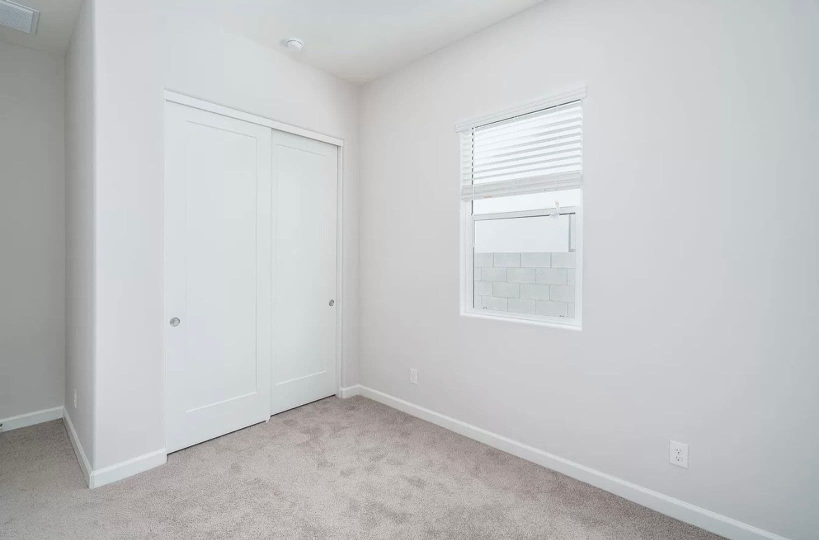 GOODYEAR House: 15565 S 181ST LN
