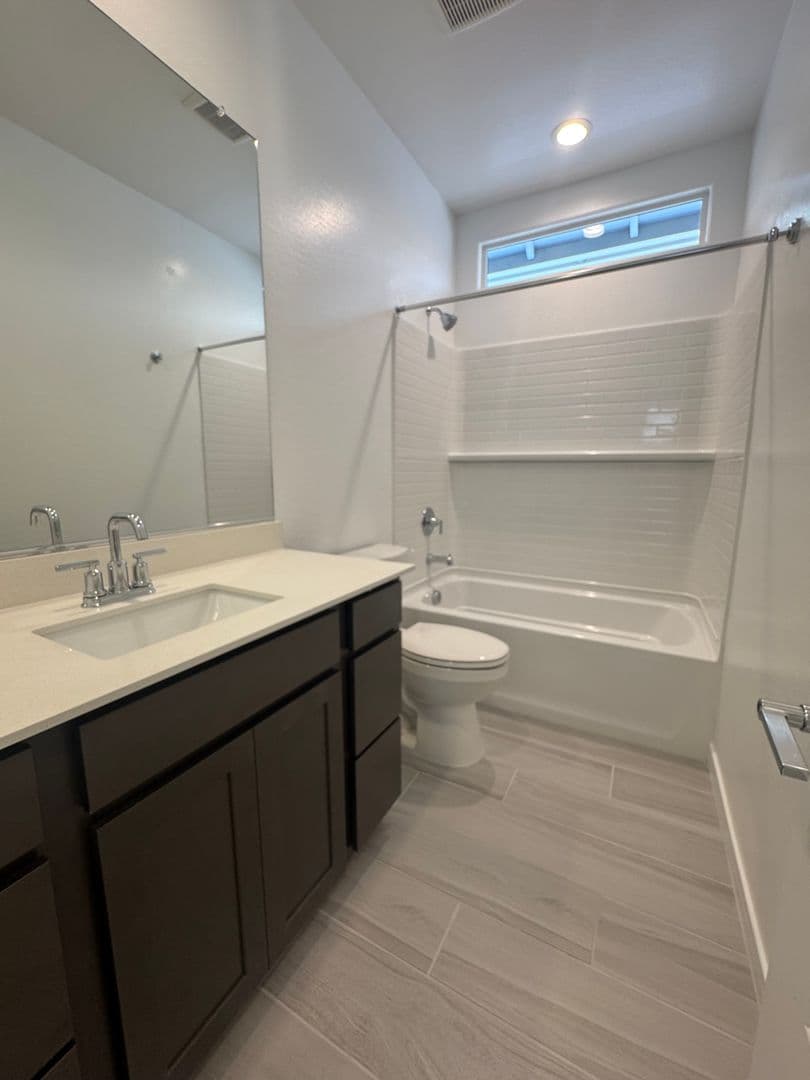 SURPRISE House: 24741 N 164TH DR