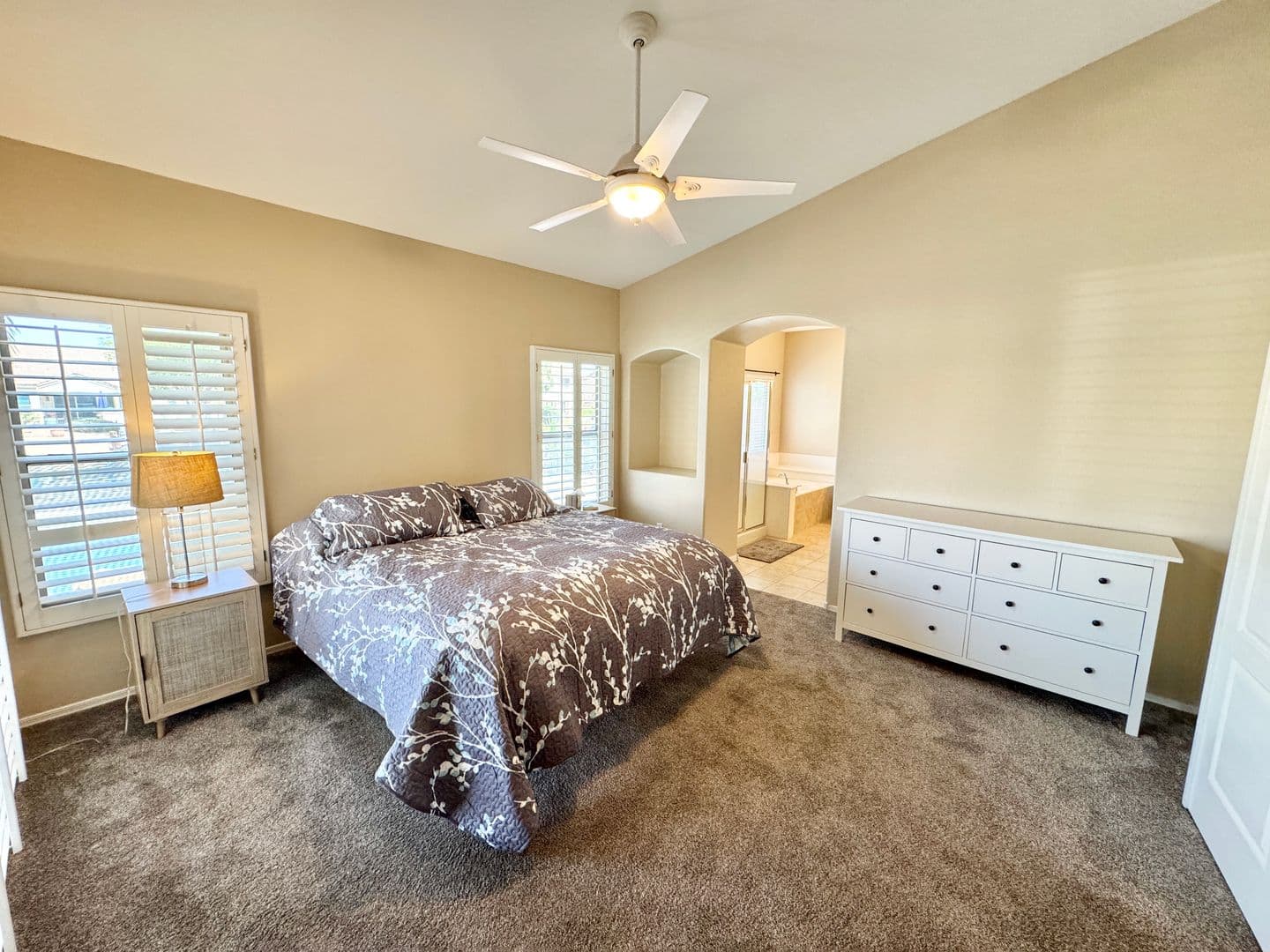 PEORIA House: 14971 N 88TH LN