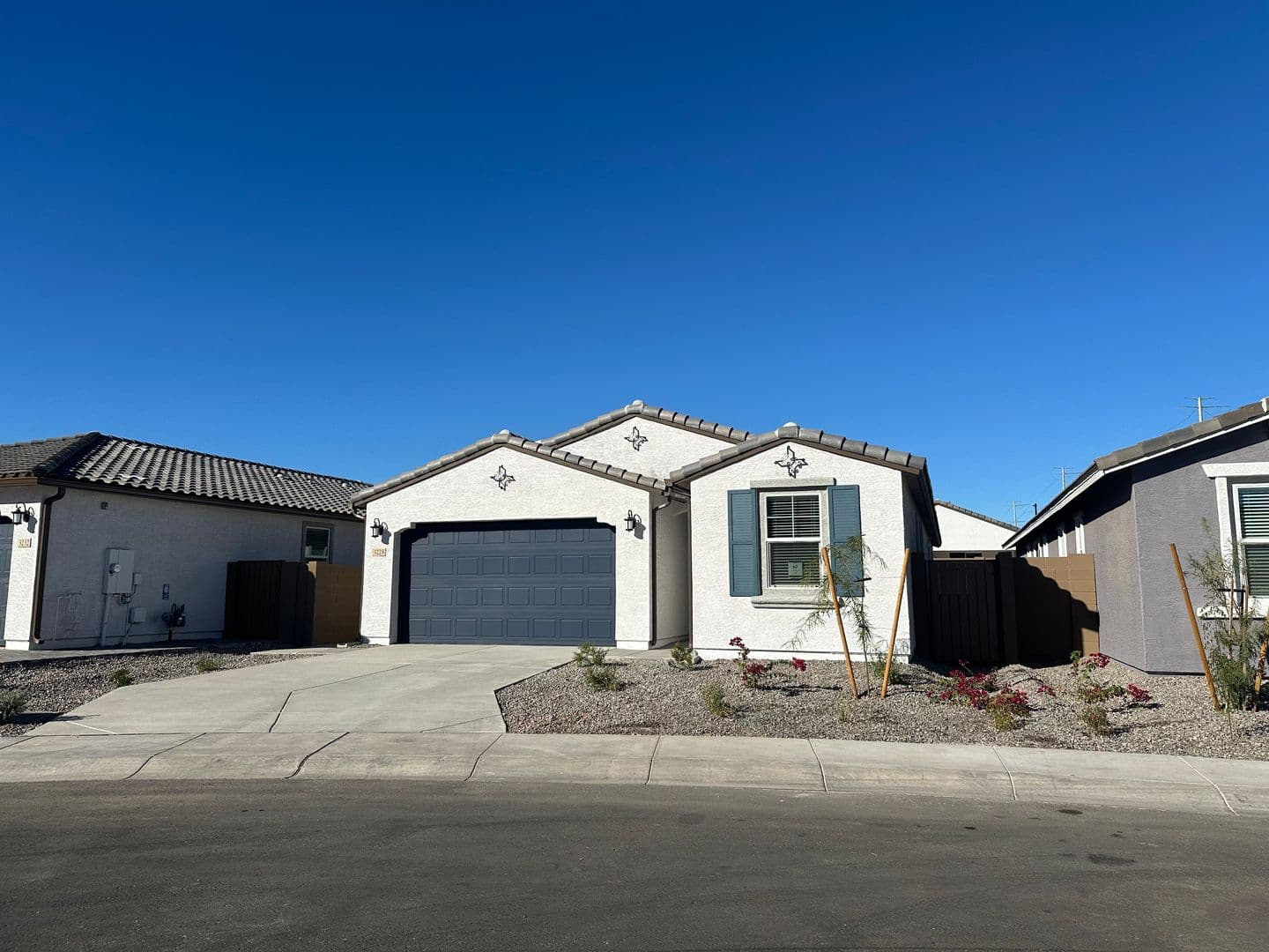 PHOENIX House: 3228 W MORNING VISTA LN