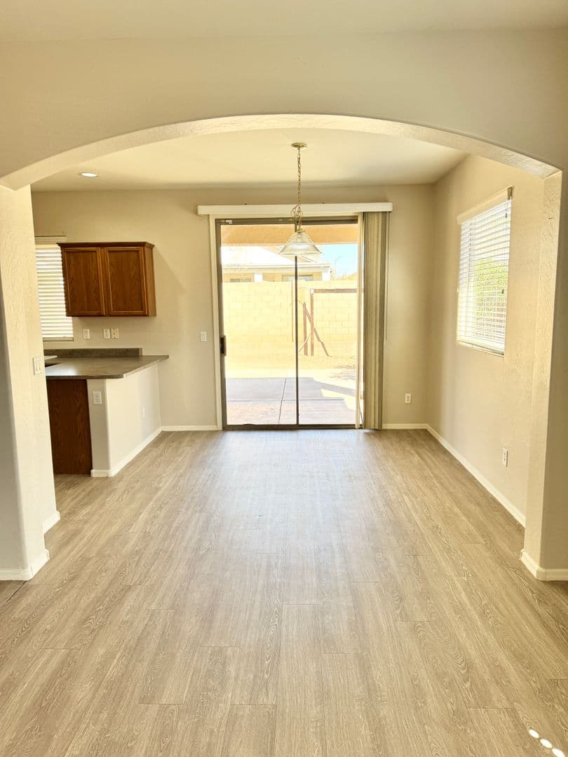 SURPRISE House: 17014 W BRIDLINGTON LN
