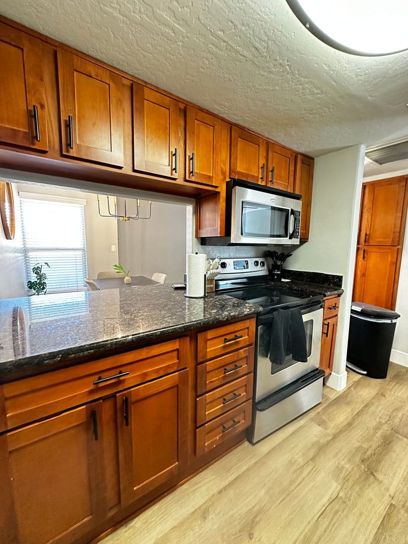 PHOENIX House: 3619 E MONTEROSA ST #209