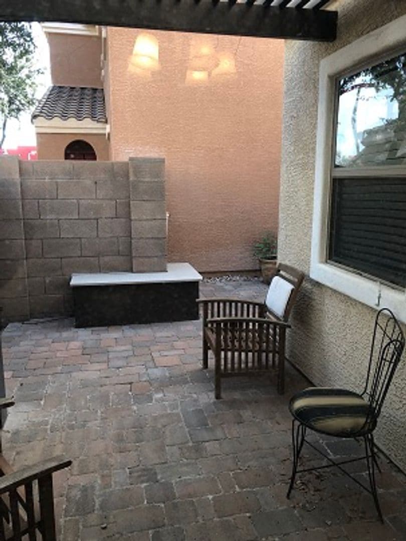 GILBERT House: 3119 E HARRISON ST