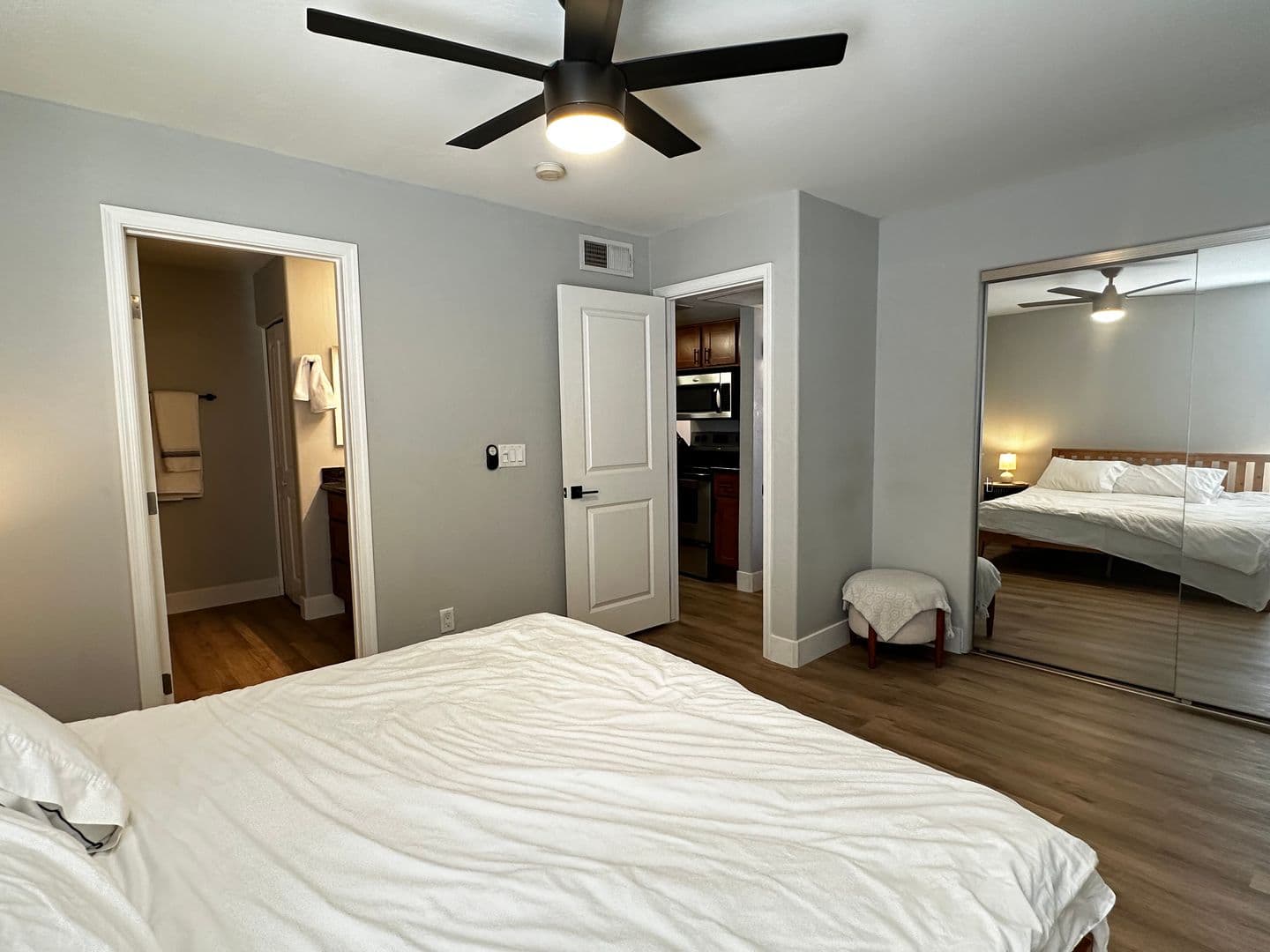 PHOENIX House: 3619 E MONTEROSA ST #209