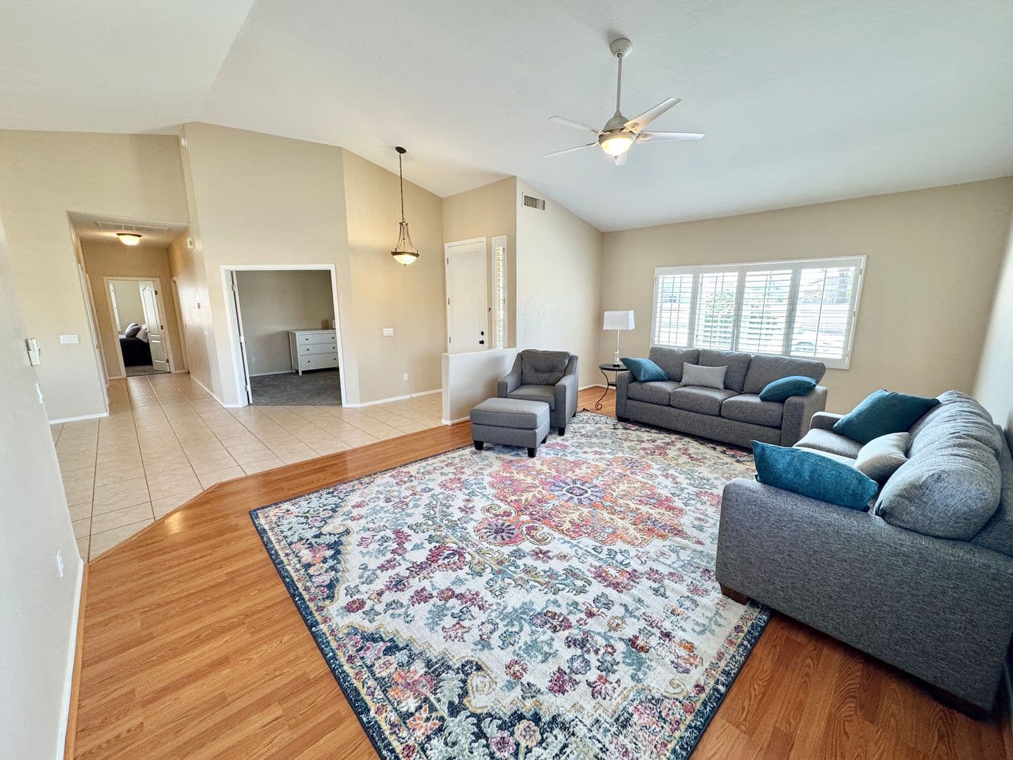 PEORIA House: 14971 N 88TH LN